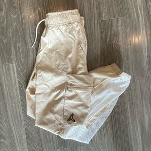 NEW! Nike Air Jordan Essentjals Woven Women’s Pants Tan